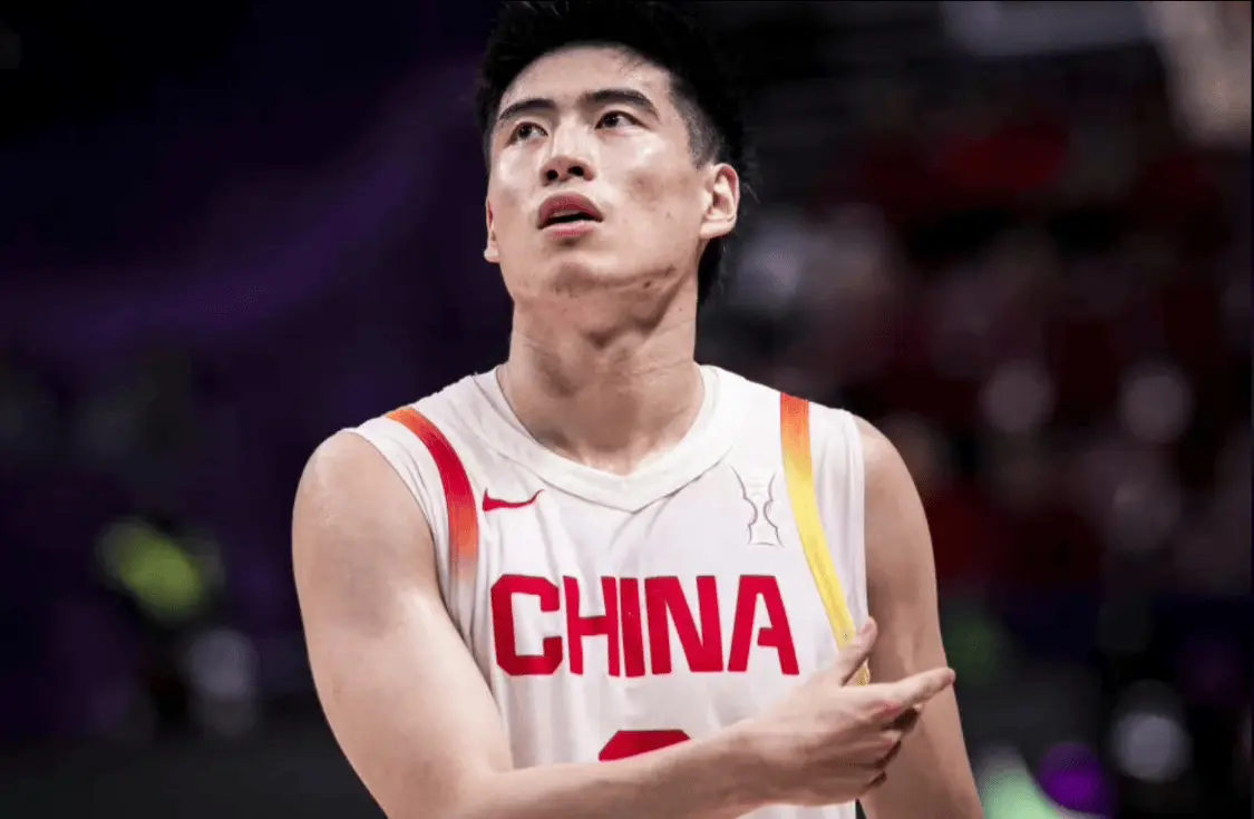所以他大多, 但靠着胡金, 跻身世界杯