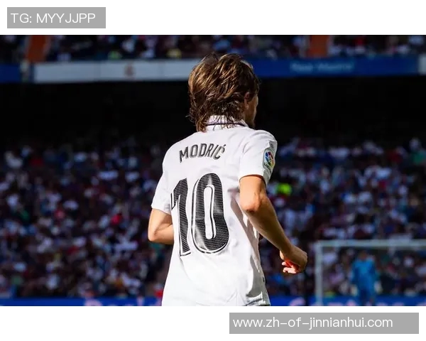 从贫困少年到世界足球巨星：莫德里奇的传奇成长之路